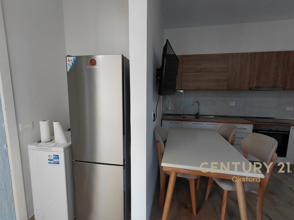 Apartament 2+1 me Qira – Fusha e Aviacionit