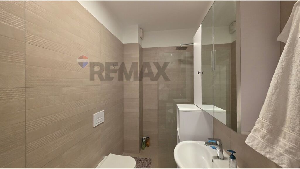 LUXURY 2+1 APARTMENT FOR LONG-TERM RENT – LUNGOMARE, VLORA