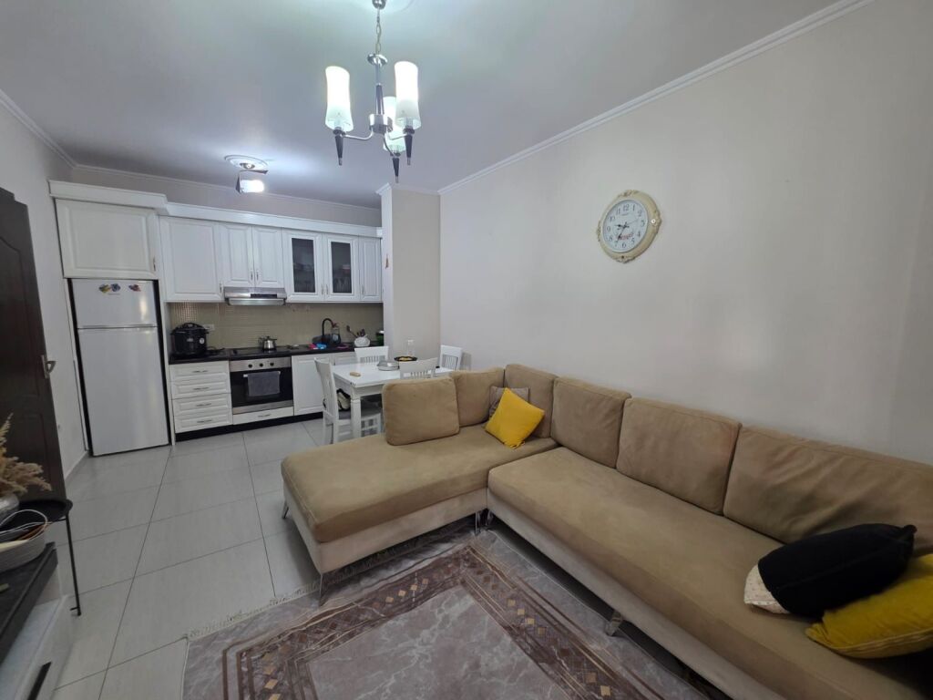 Apartament 1+1 ne shitje ne Yzberisht