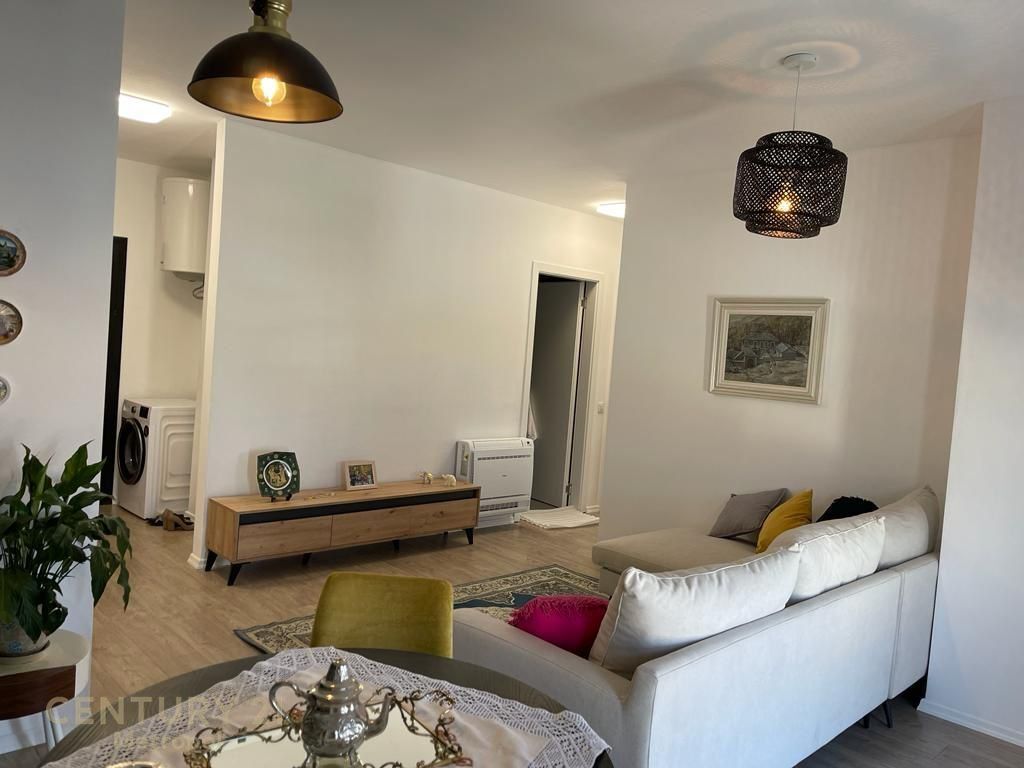 Apartament 2+1 me Qira pranë QTU, Tiranë – 530€ | 74 m²