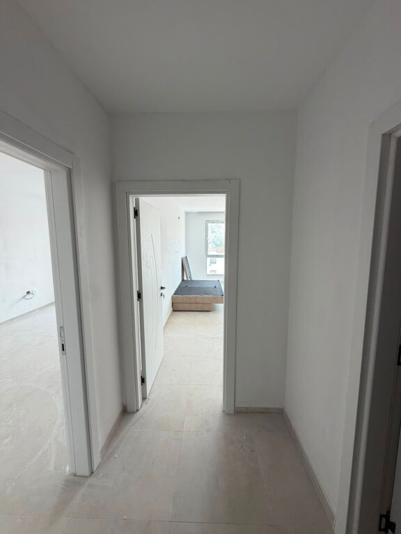 Shitet Apartament 1+1 ne Golem !! 200 m nga deti