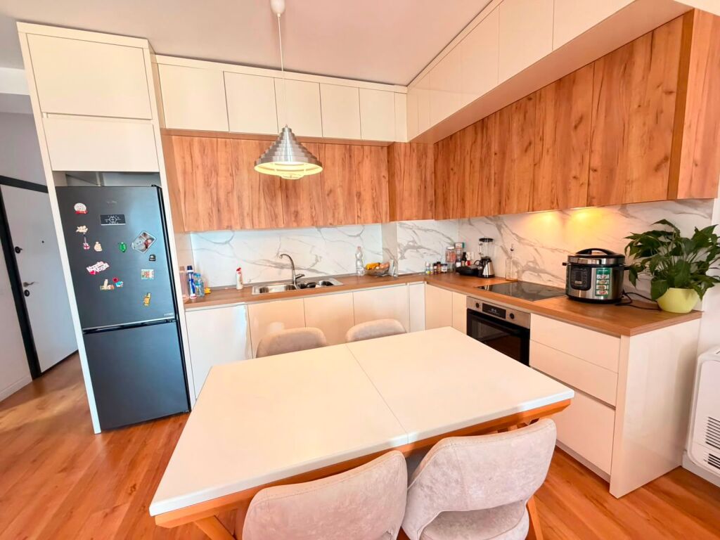 Apartment 1+1 with parking space Olympic Park!