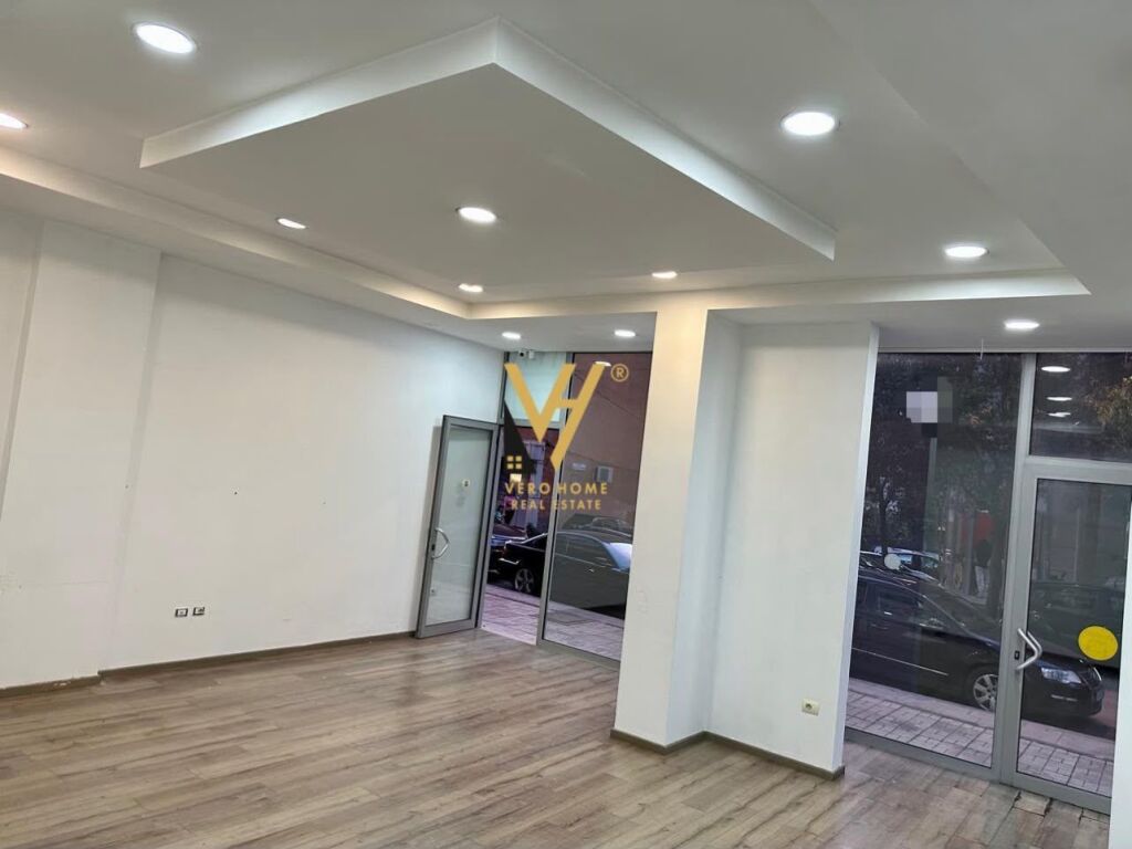 UFFICIO 70 M2 IN AFFITTO VICINO ALLA PROCURA DI TIRANA 120.000 LEKE