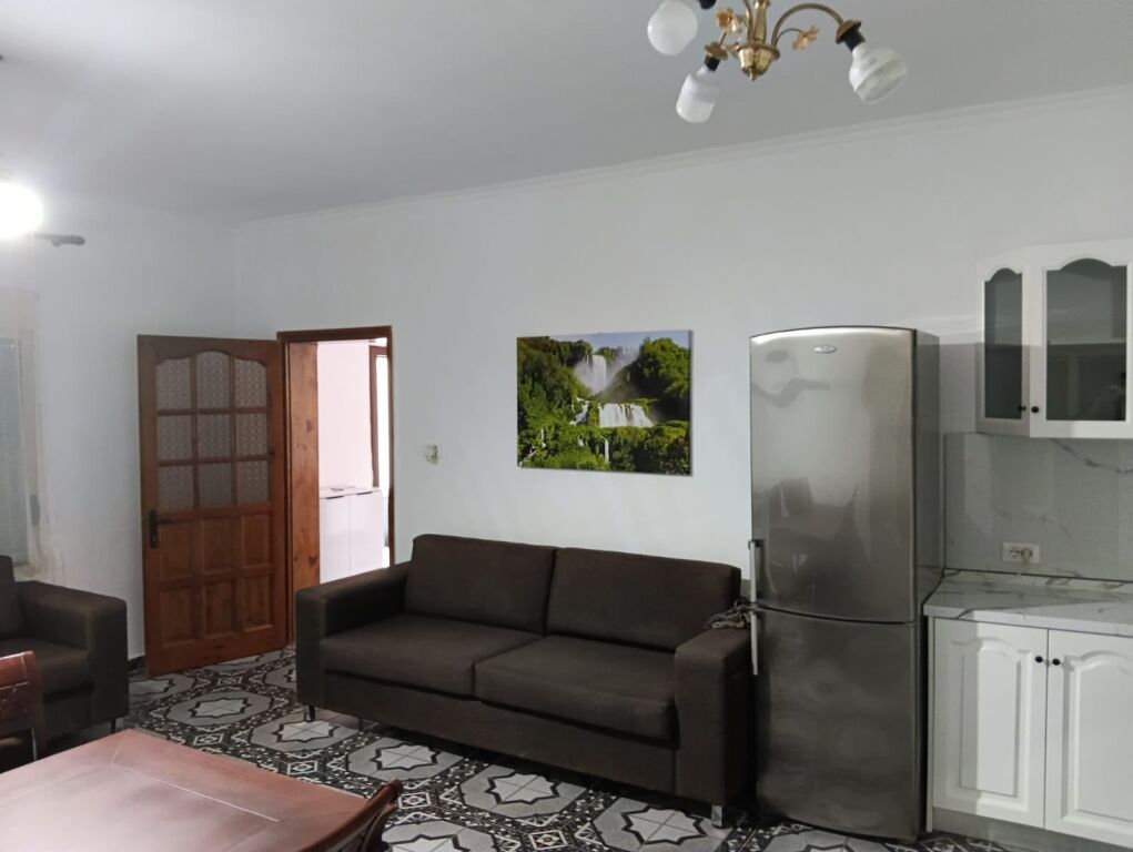 Casa privata in affitto a lungo termine Vlore