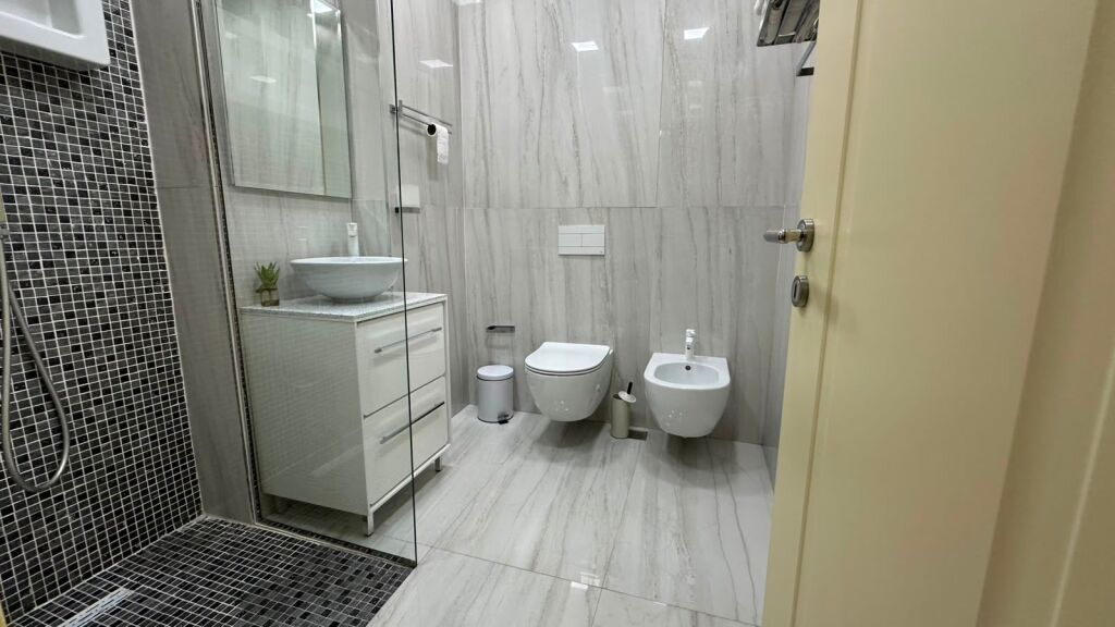 Apartament 2+1 me qira tek Stacioni i Trenit