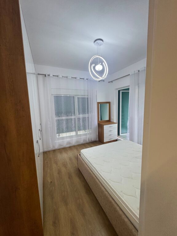 IN AFFITTO: 1+1 📍 Ali Demi - Residenza Kadiu || 50.000 ALL/Mese - Edificio 1 - 3° Piano - Sup. 80m² - Mai Abitato, 100% Nuovissimo🔥