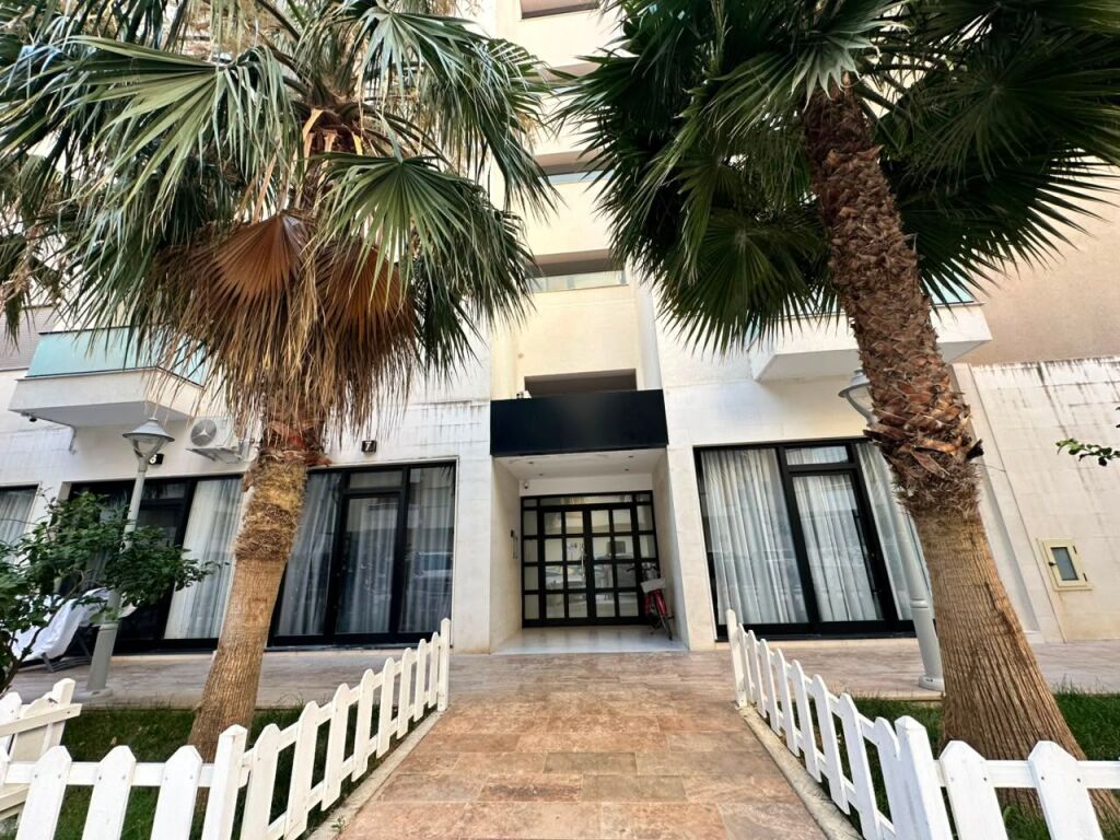 Apartament luksoz për shitje LISTË EKSKLUZIVE | Lungomare, Vlorë