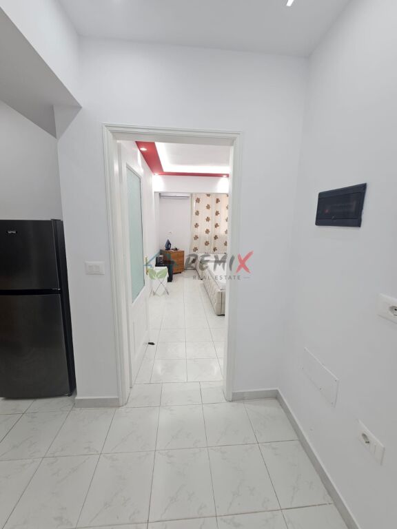 🏡 JEPET ME QERA SUPER APARTAMENT 1+1 – PRANË STADIUMIT!