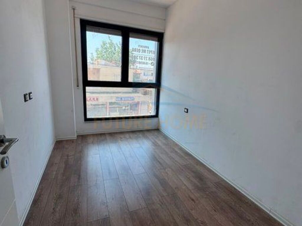 For sale, Apartment 3+1+2, Ndregjoni Complex, Jordan Misja Street