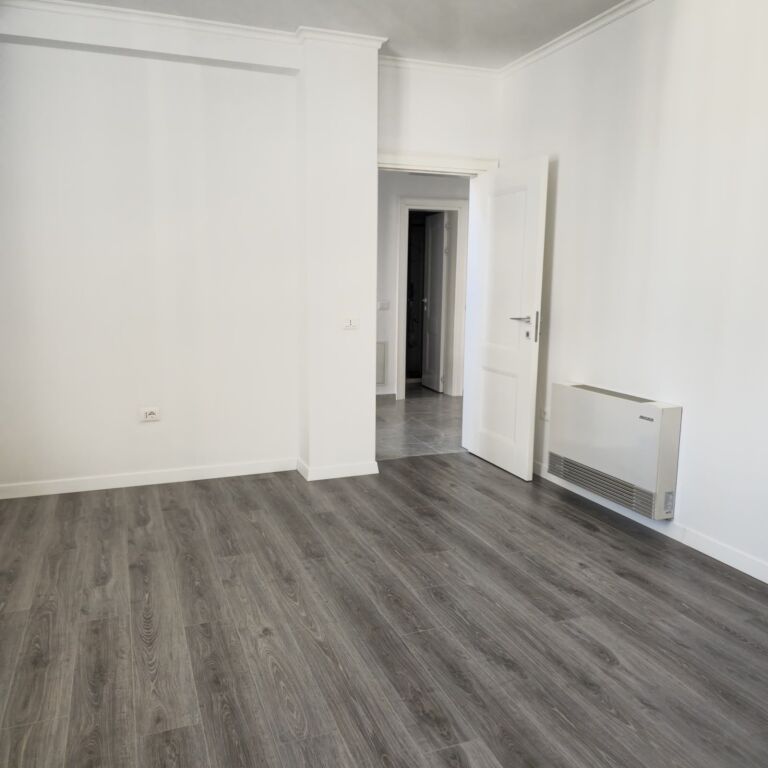 🏡 JEPET VILË ME QIRA PRANË TEG ✨
