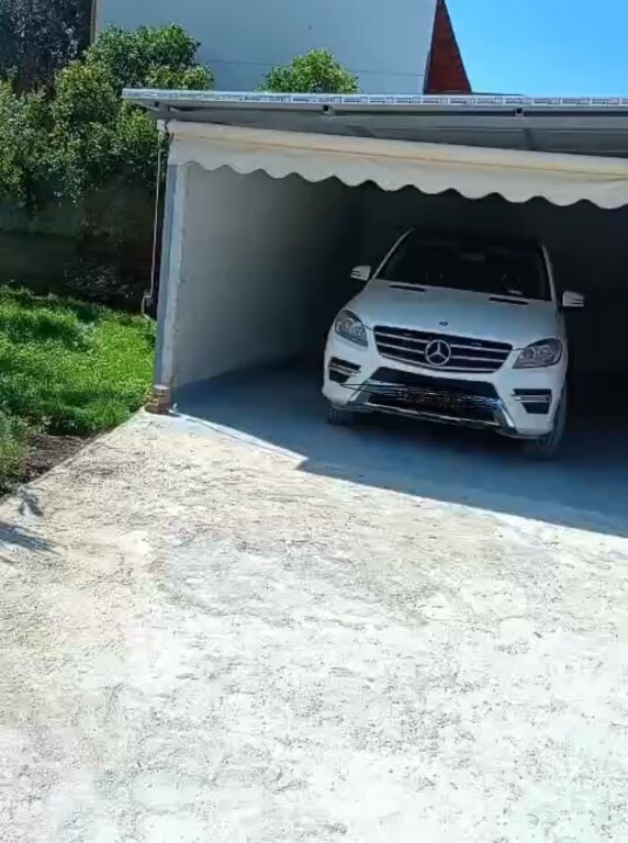Casa privata in affitto a lungo termine Vlore