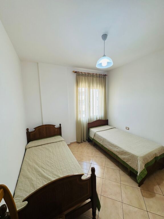 APARTAMENT 2+1, ZOGU I ZI