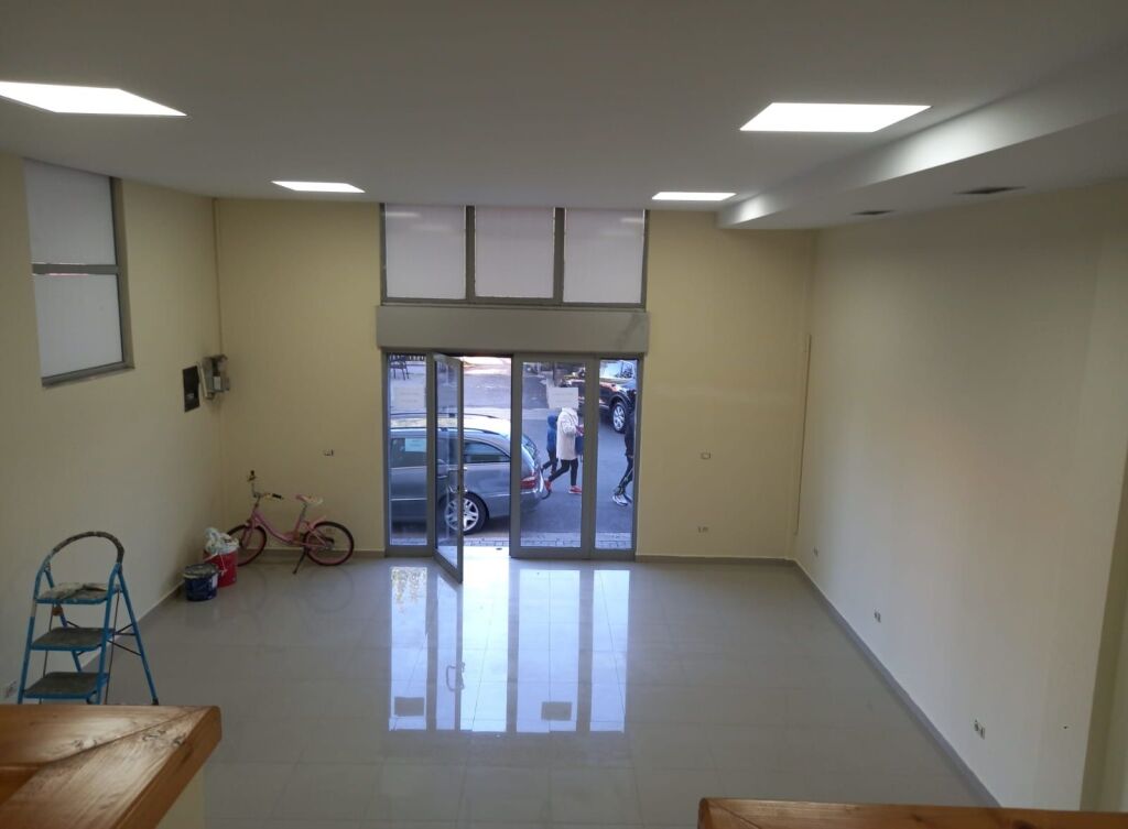 Qera | Ambjent Biznesi | Rruga Hamdi Pepo | 700 €/muaj