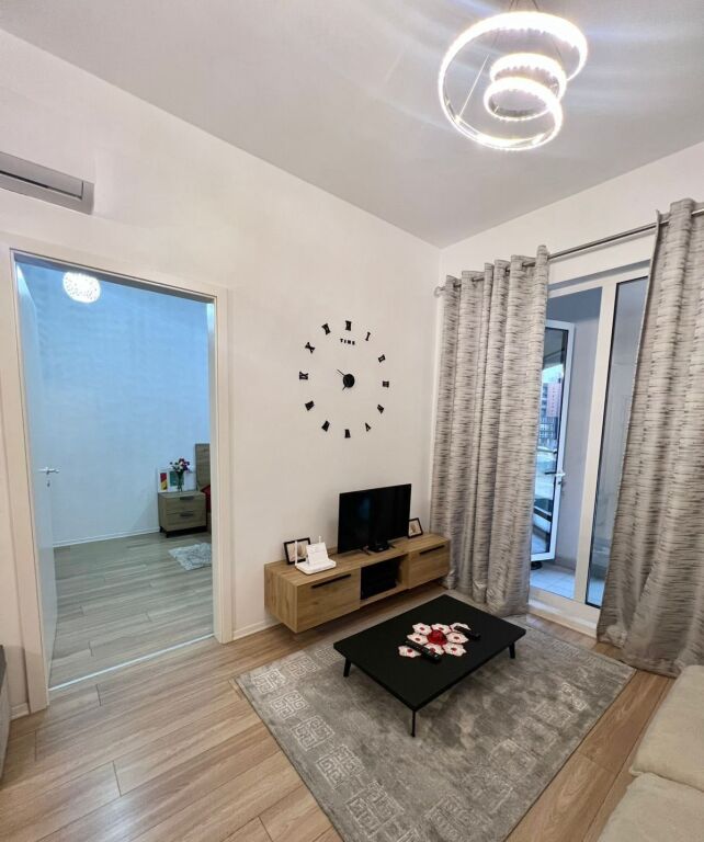 Qera | Apartament 1 + 1 | Rruga Jordan Misja | 450 €/muaj