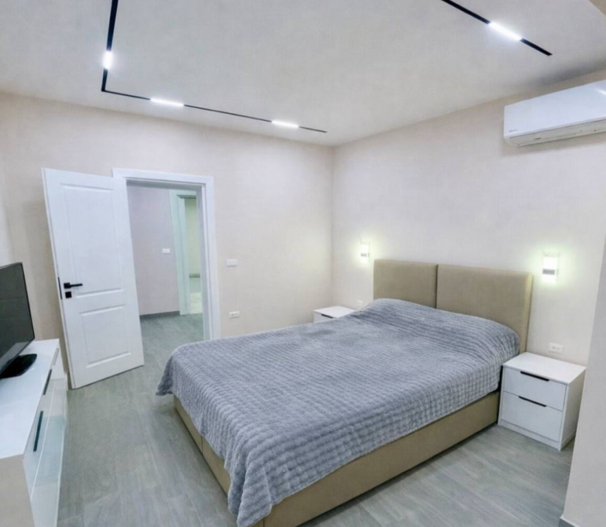 Rent | Apartament 1 + 1 | Liceu Artistik | 650 €/month