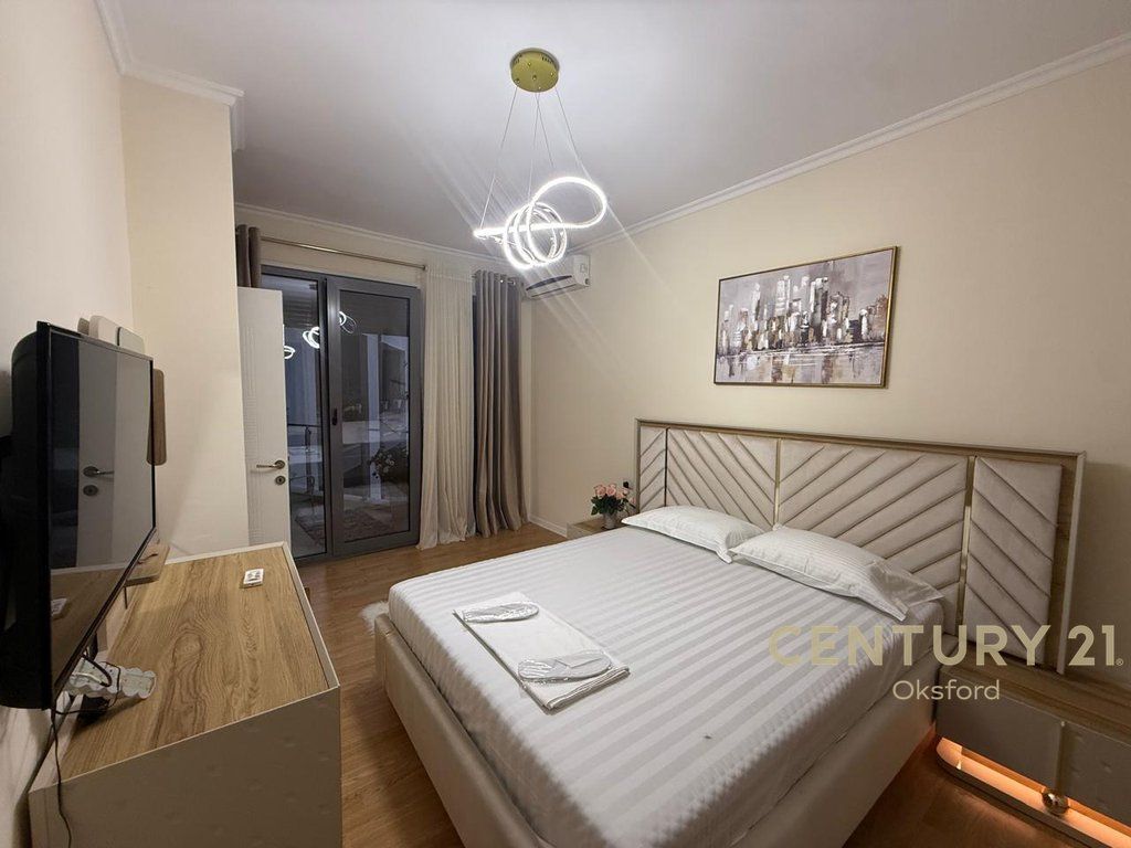 APARTMENT 2+1 FOR RENT, AT KOSOVARËVE STREET! 1,200 € /Month