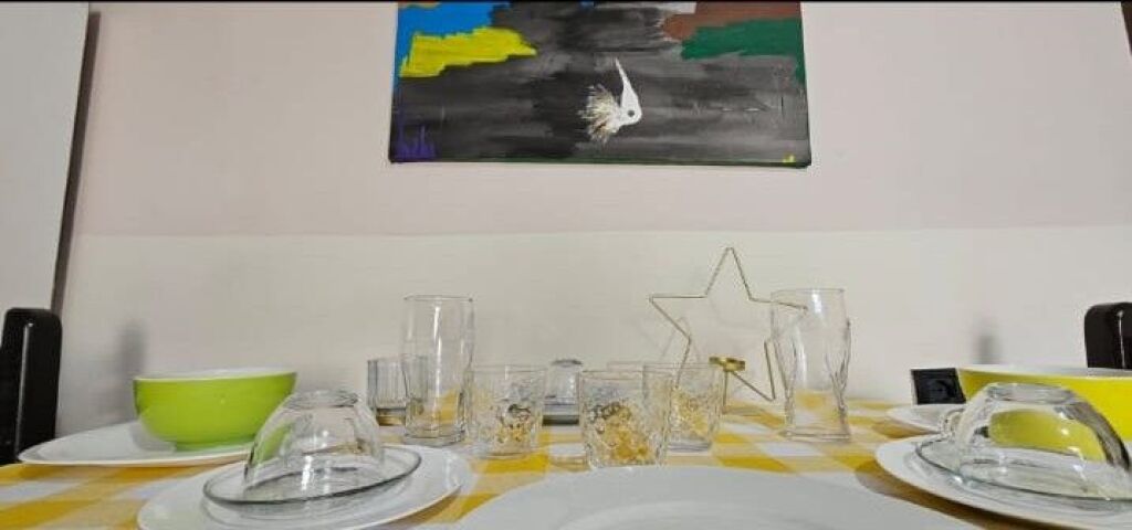 🏠 APPARTAMENTO 1+1 IN AFFITTO – VIA KAVAJËS