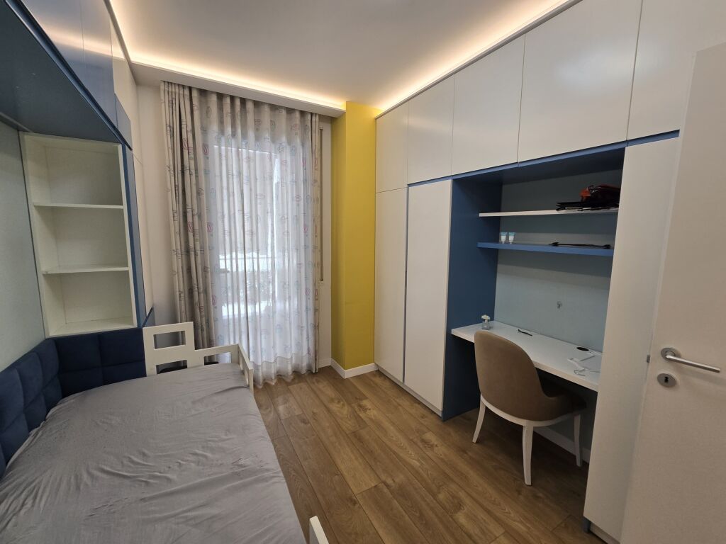 Apartment 2+1+2 at 21 December
