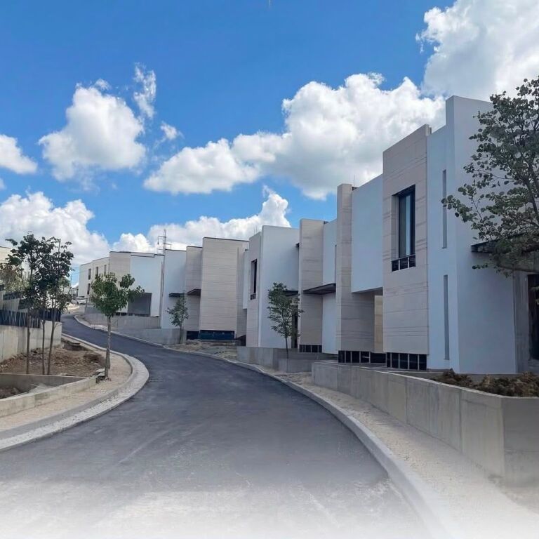 🔥 OKAZION ‼️ SHITET APARTAMENT 2+1 + 2 TUALETE + VERANDË | Maison De La Terre, TEG