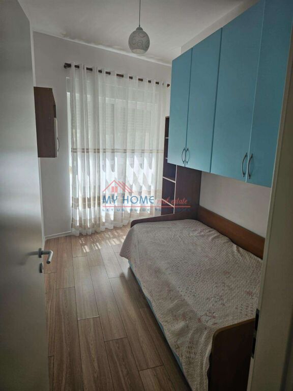 Appartamento 2+1 in affitto Ali Demi a Tirana