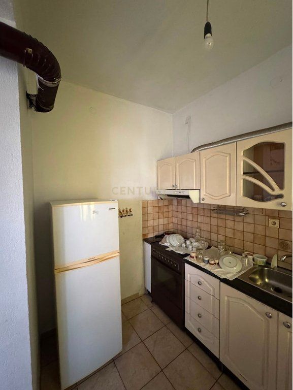 PRIVATE 1-FLOOR HOUSE FOR SALE📍 Tirana 199,000 € 19,900,000 Lek