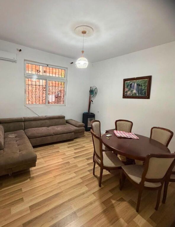 FOR RENT APARTMENT 3+1 Near Besnik Sykja School – Vasil Shanto.