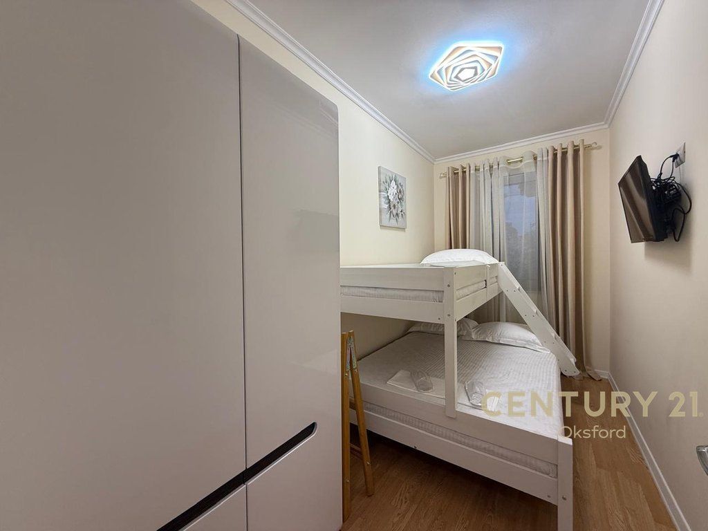 APARTMENT 2+1 FOR RENT, AT KOSOVARËVE STREET! 1,200 € /Month
