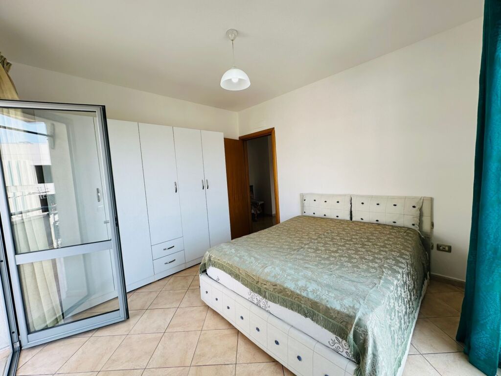 APARTAMENT 2+1, ZOGU I ZI