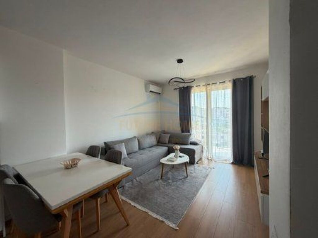 Shitet, Apartament 1+1, Kompleksi Grand Gallery, Yzberisht