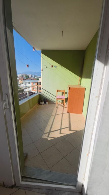🏡 Apartament 2+1+ballkon me qera  📍Astir, pranë Vero Kafe