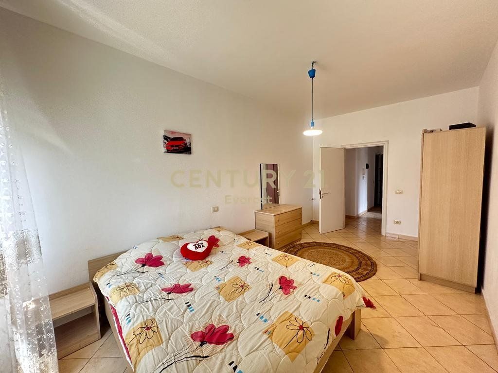 FRESKU, AFFITTIAMO APPARTAMENTO 2+1 450 € /Mese 45,000 Lek /Mese