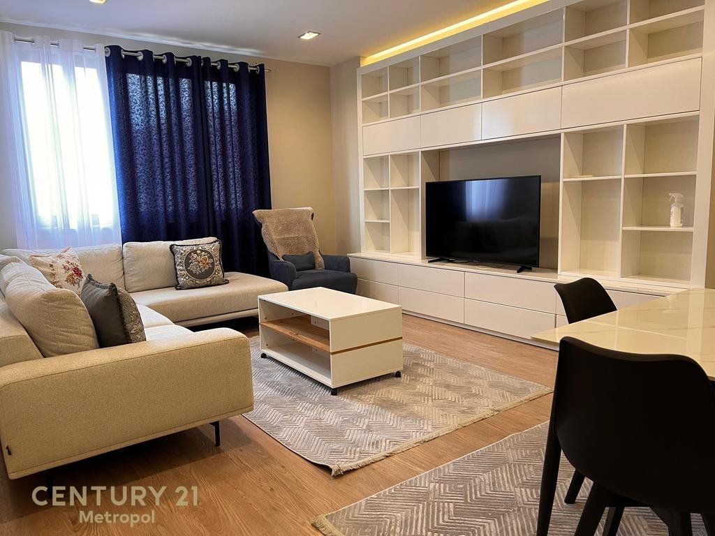 We are renting a 3+1+2 apartment in the Prestige Complex!
