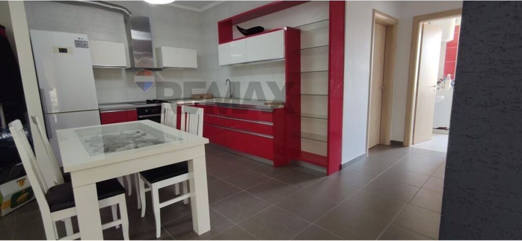 Apartament 2+1 per qira tek Rruga e Elbasanit!