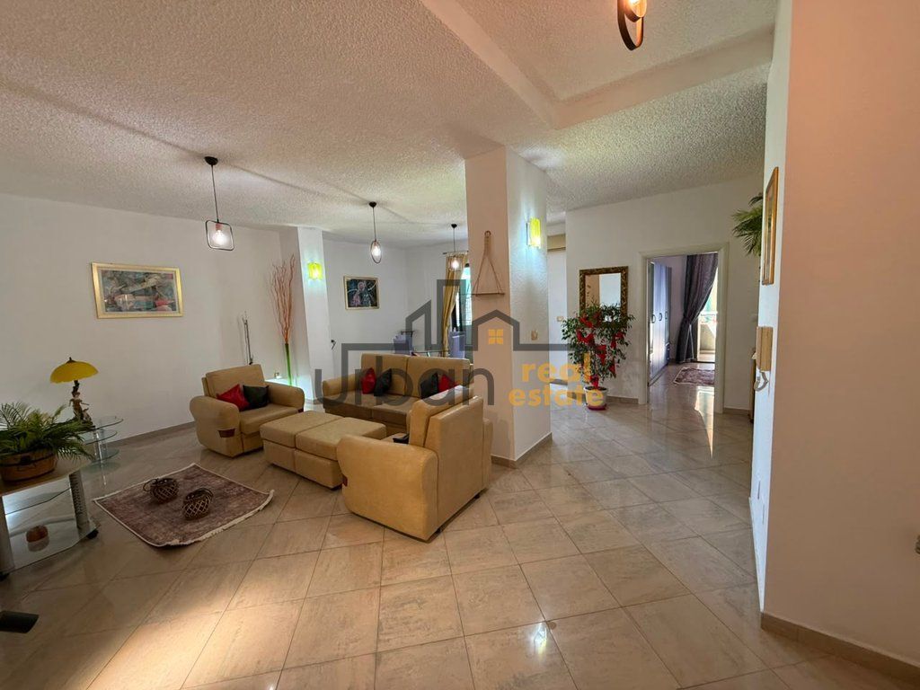 Qera, Apartament 1+1, Rruga e Kosovarëve, Tirana - 70000 Lek | 105 m²