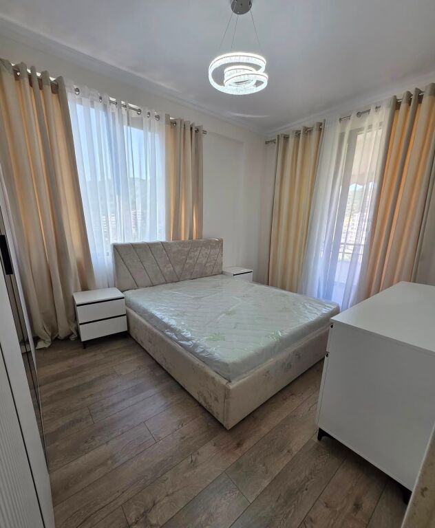 🏡 Super Luxurious Apartment for Sale 2+1 📍 Hamdi Garunja Street, Dry Lake (not a mountainous area)   💶 Price: 273 Million Lek