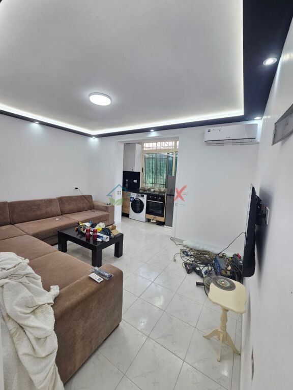 🏠 APARTAMENT 1+1 ME QIRA – PRANË STADIUMIT, DURRËS