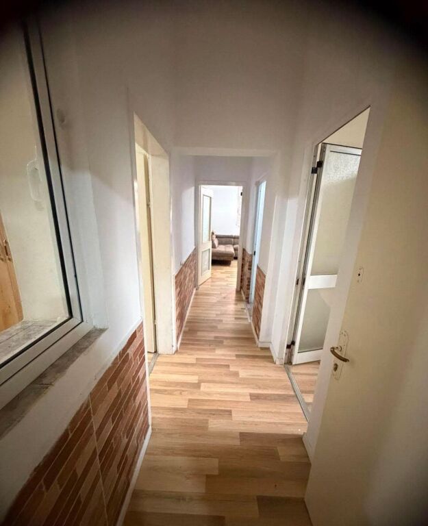 FOR RENT APARTMENT 3+1 Near Besnik Sykja School – Vasil Shanto.