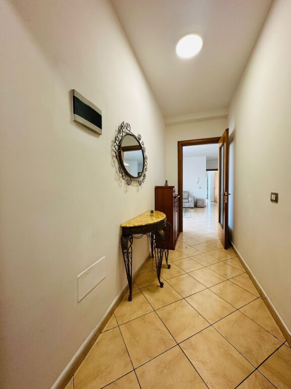 APARTAMENT 2+1, ZOGU I ZI