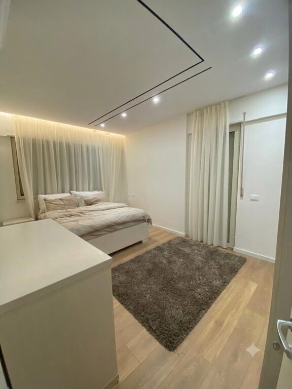 **3+1 apartment for rent at Liqeni i Thate*