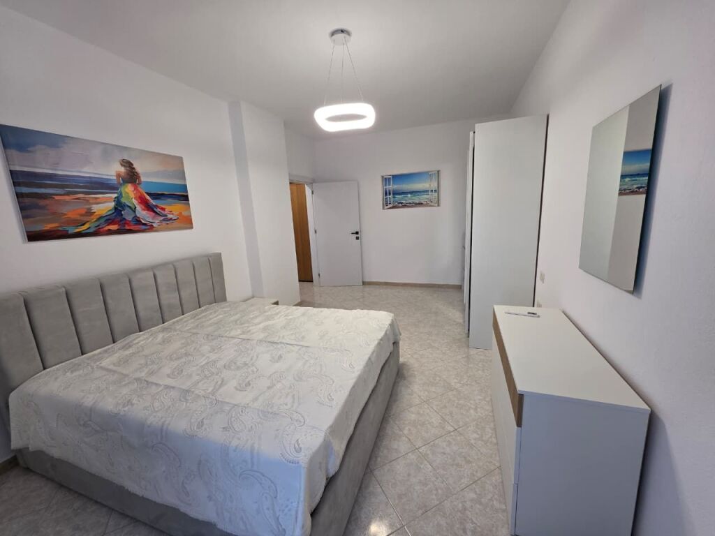 Apartament për shitje pranë detit në Durres