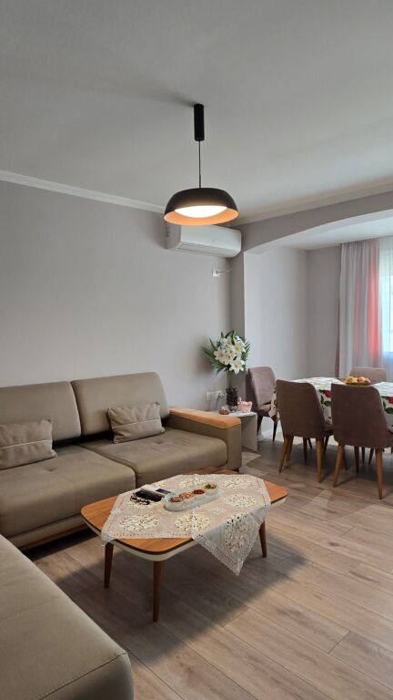Apartament 2+1 per shitje , te Irfan Tomini !
