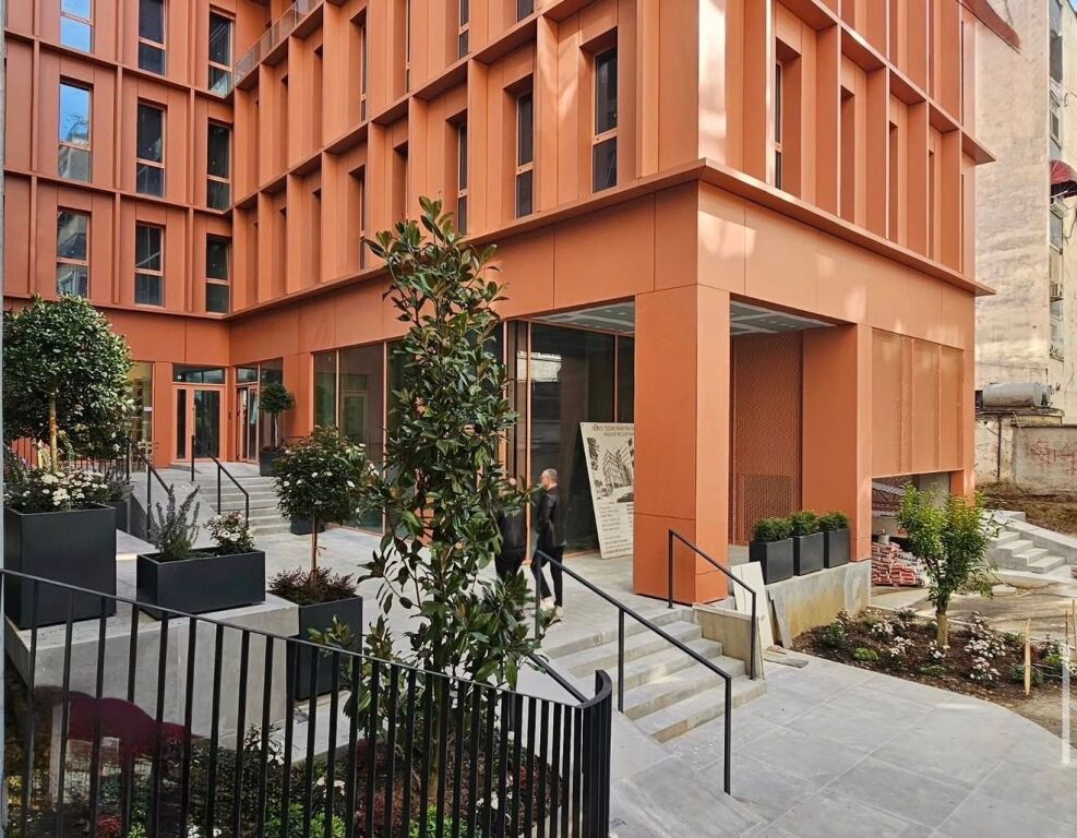 ✨Shitet Apartament 3+1 me Verandë 📍Blloku, Diamond Palace
