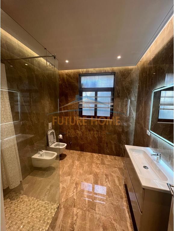 Qera, Apartament 1+1+Post Parkimi, Rruga e Kavajës, Tiranë.