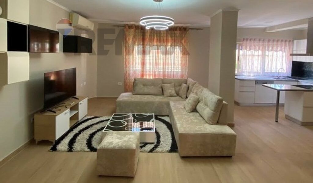 Appartamento 2+1 / Comune di Parigi ID: 530261060-2104