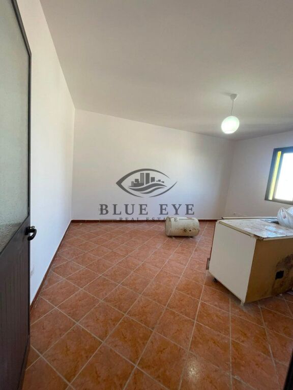 Apartament 1+1 per shitje, Fabrika Teuta, Durres! MOBILIM I RI!