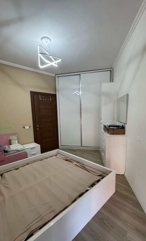 Qera | Apartament 1 + 1 | Brryli | 600 €/muaj