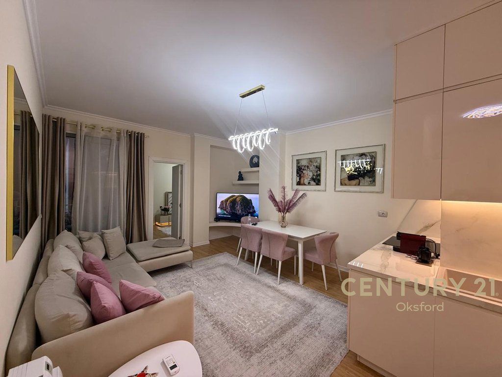 APARTMENT 2+1 FOR RENT, AT KOSOVARËVE STREET! 1,200 € /Month