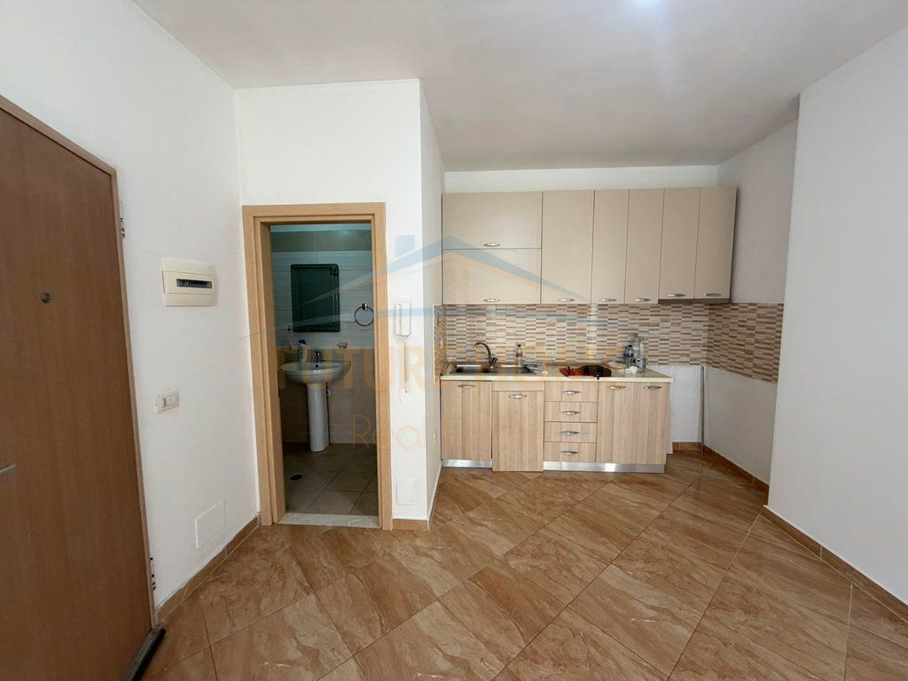 Rent, Apartment 2+1, Unaza e Re