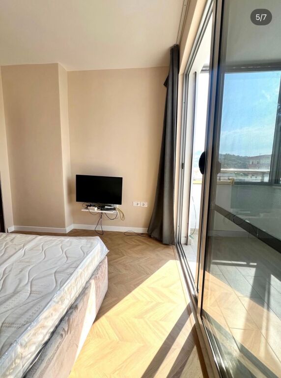 Shitet Apartament 1+1 te Shkembi Kavajes