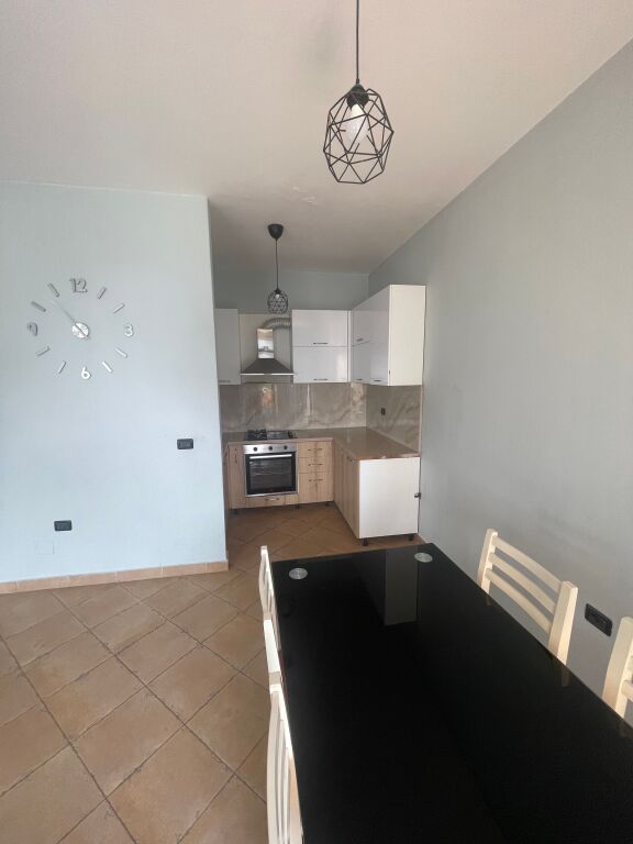 Appartamento 2+1 in vendita a Fresk 1550000 lek